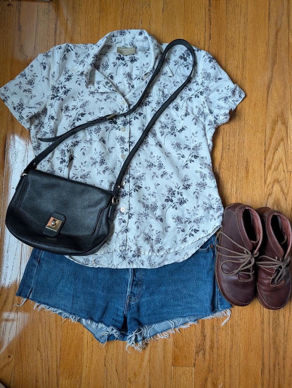 Duluth Trading Co Brown Leather Ankle Booties with Lace - Picture 6 of 6
